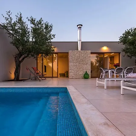 Casa Vari *