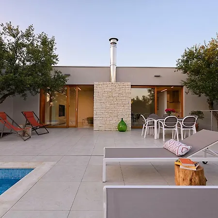 Willa Casa Vari