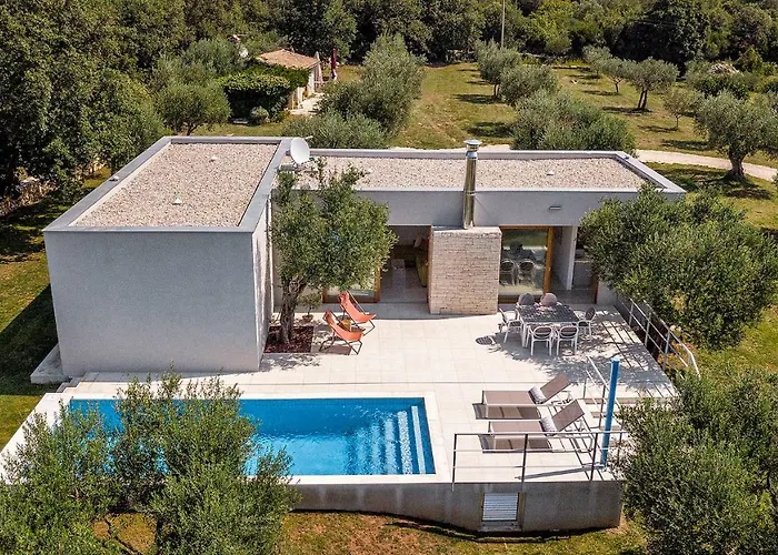 Casa Vari * Ρόβινι